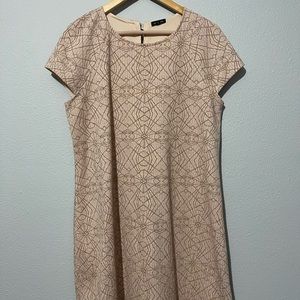 Gorgeous dress with golden threads size 14